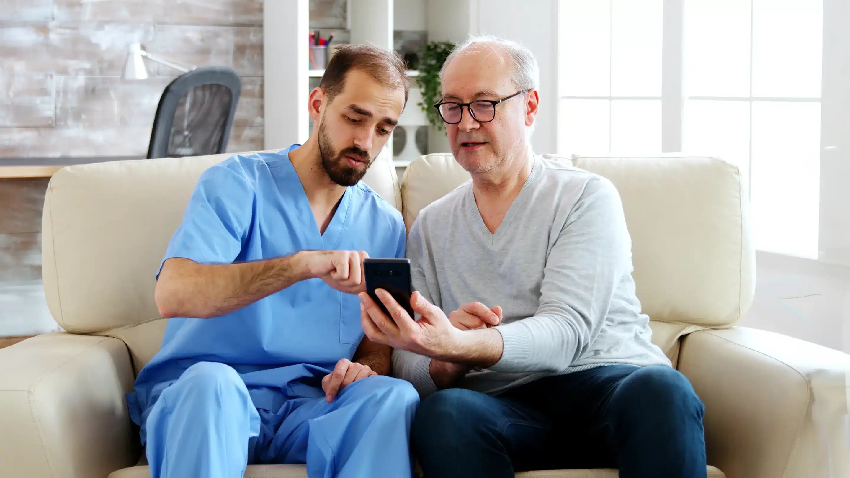 male-nurse_patient
